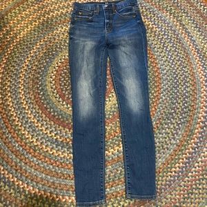 Gap Women’s True Skinny Jeans